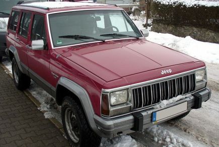 Cherokee (XJ) 7
